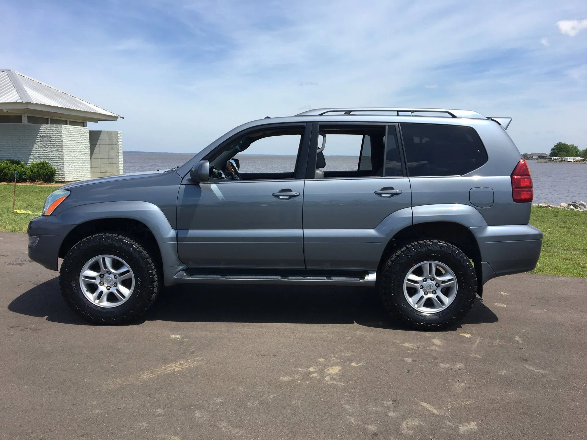 side lift.webp
