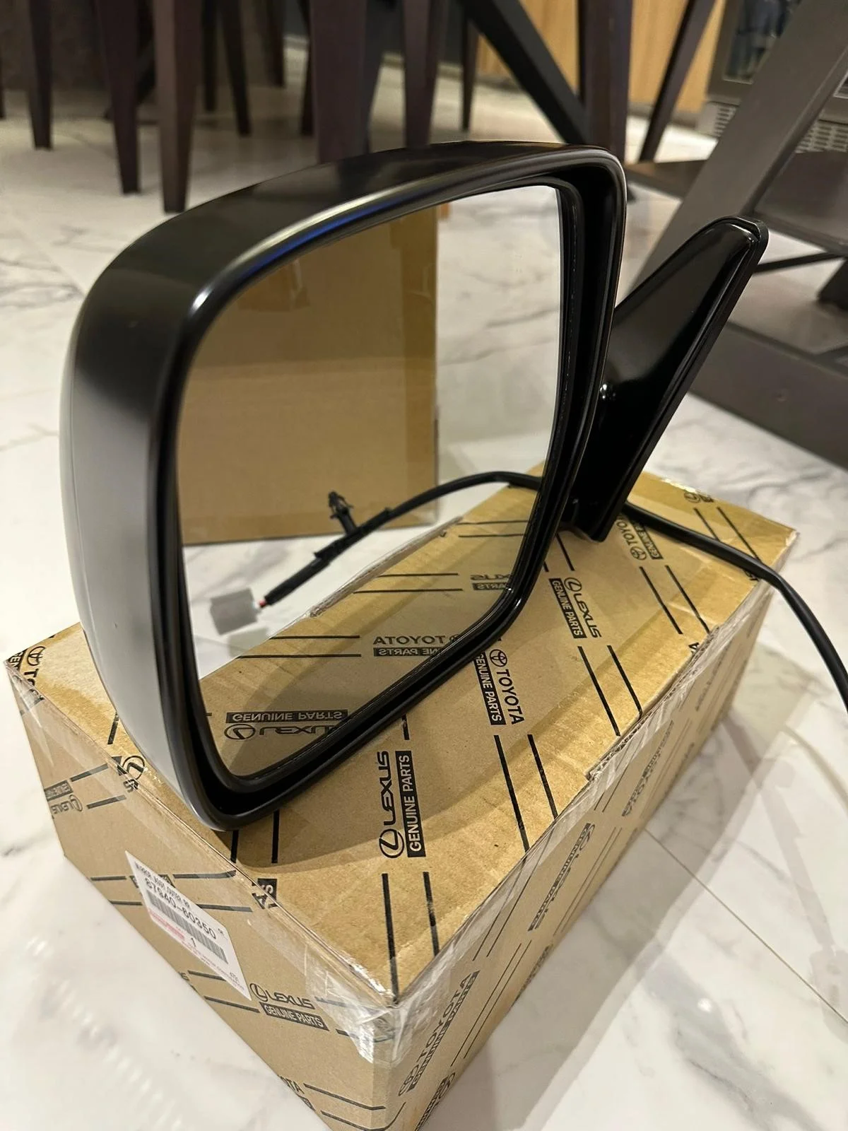 Sidemirrors.webp