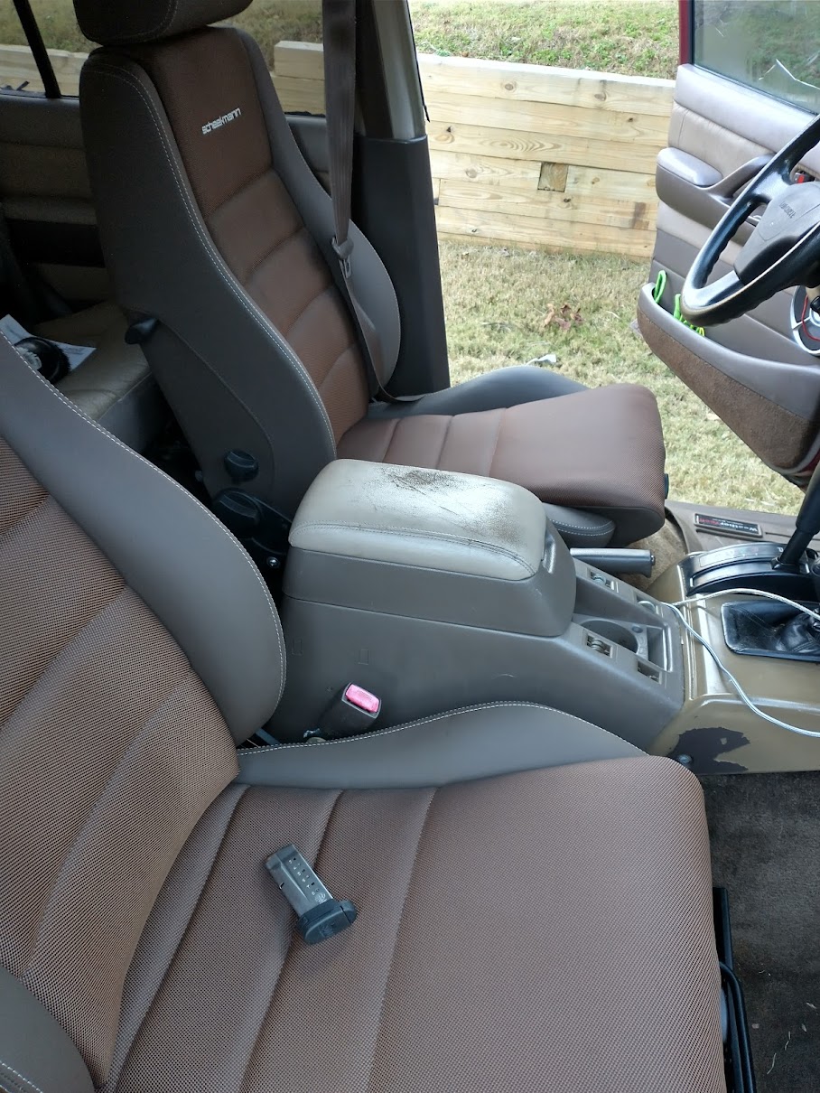 SM_seats.jpeg