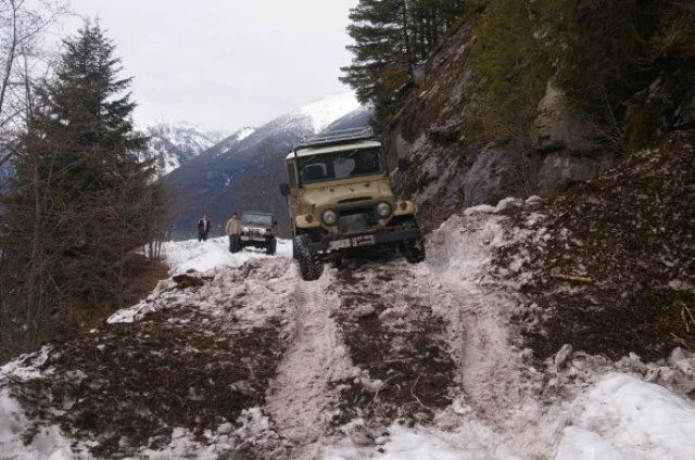 snow pile.webp