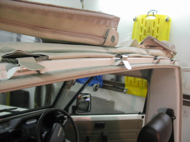 soft top install 008.jpg