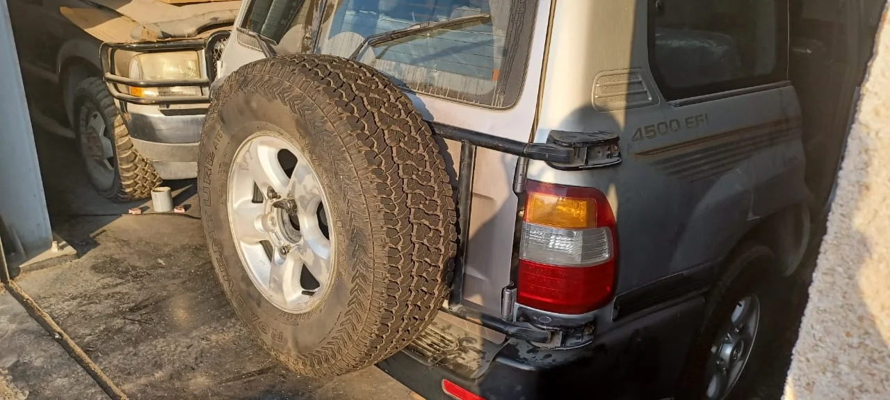 Spare tire carrier fixed.webp