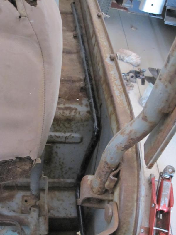 starter handle clips 2.jpg