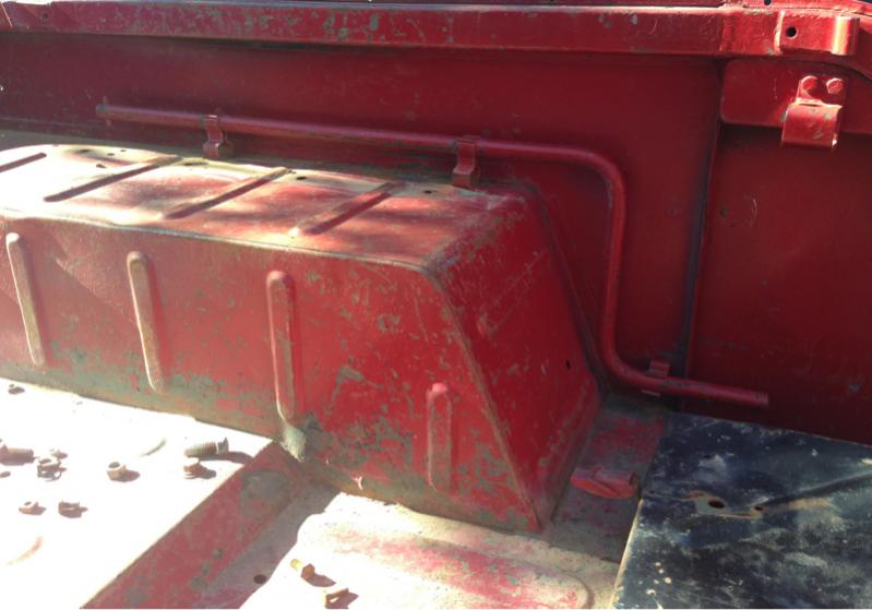 starter handle clips.jpg