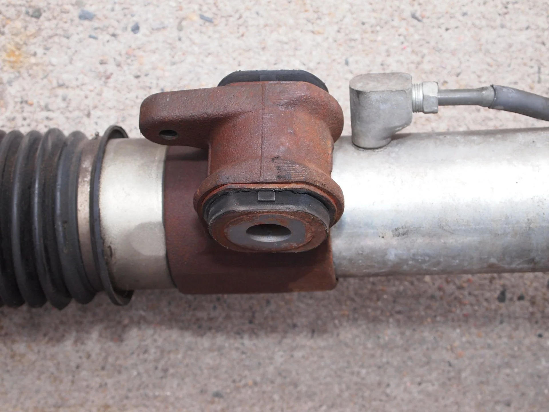 Steering rack removal (9).webp