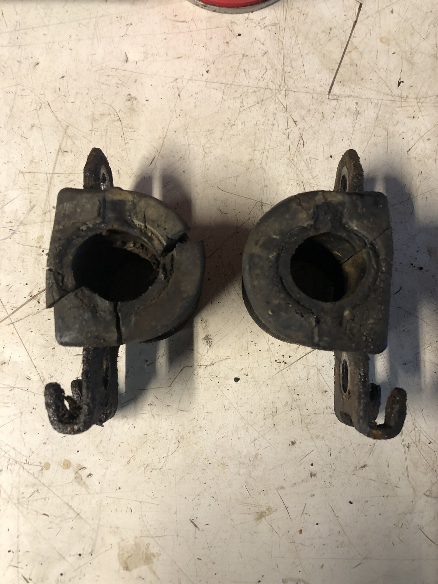 Sway Bushing 2.JPG