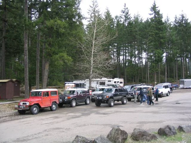 tahuya_group.webp
