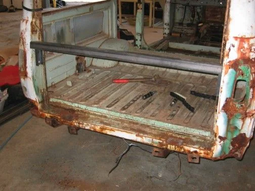 tail gate off.webp