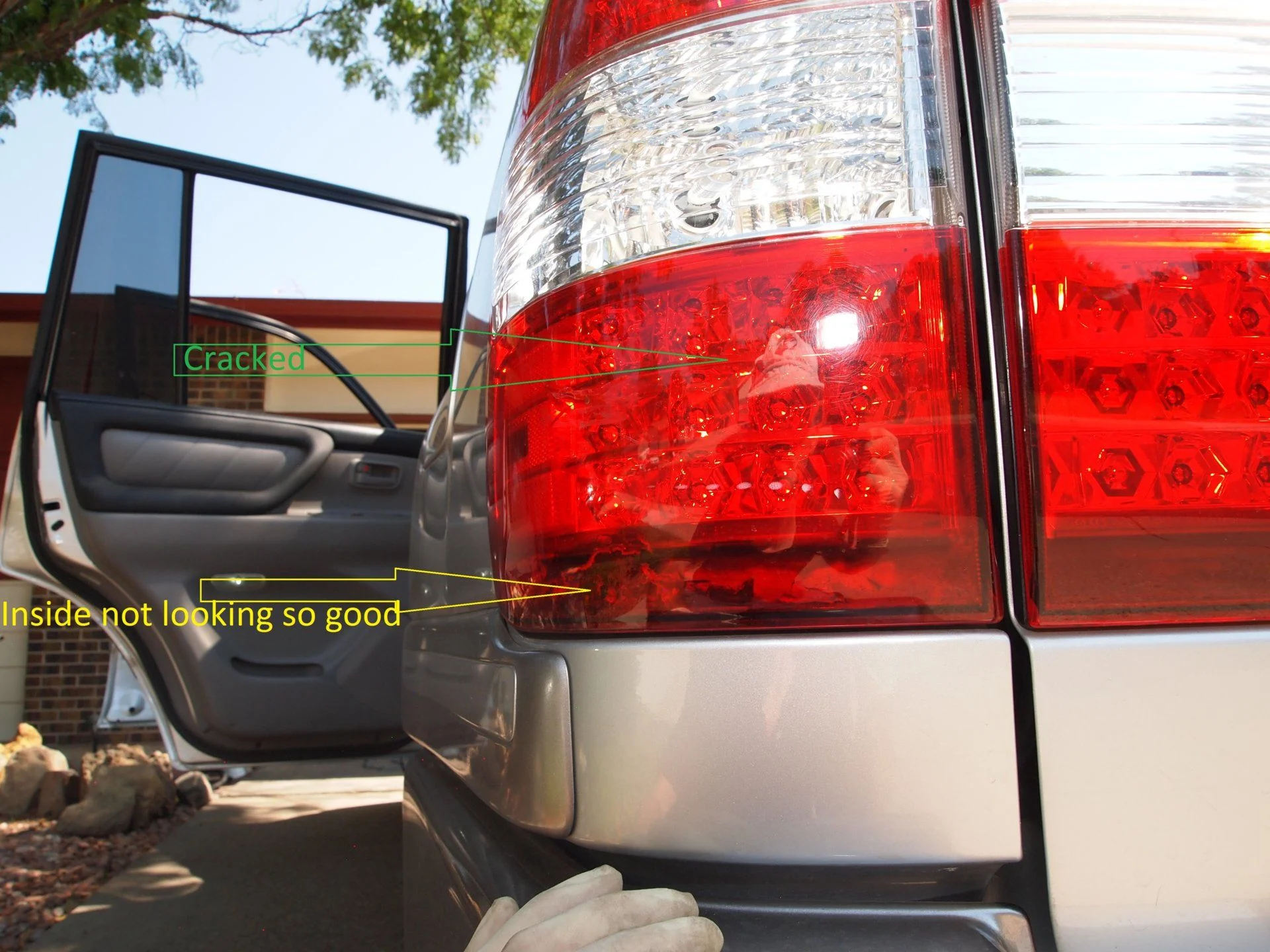 Tail light LH rear old (2).webp