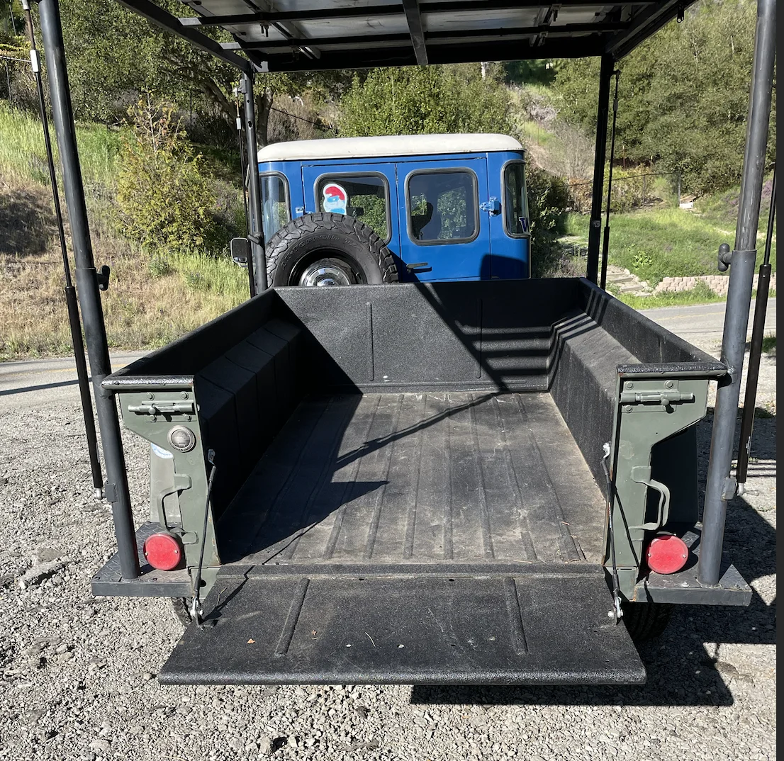 tailgate down, platform up.webp