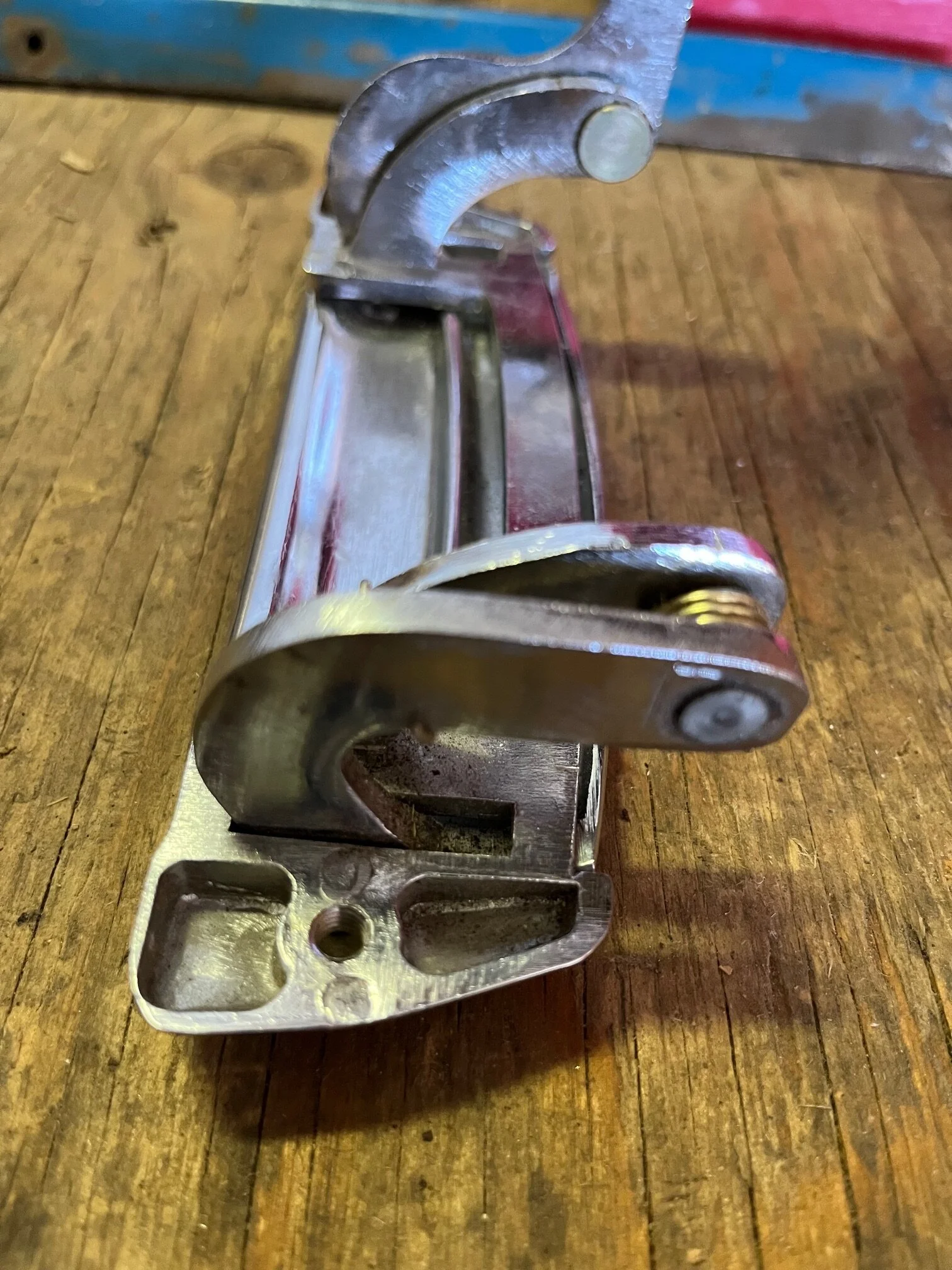 tailgate handle 2.jpg