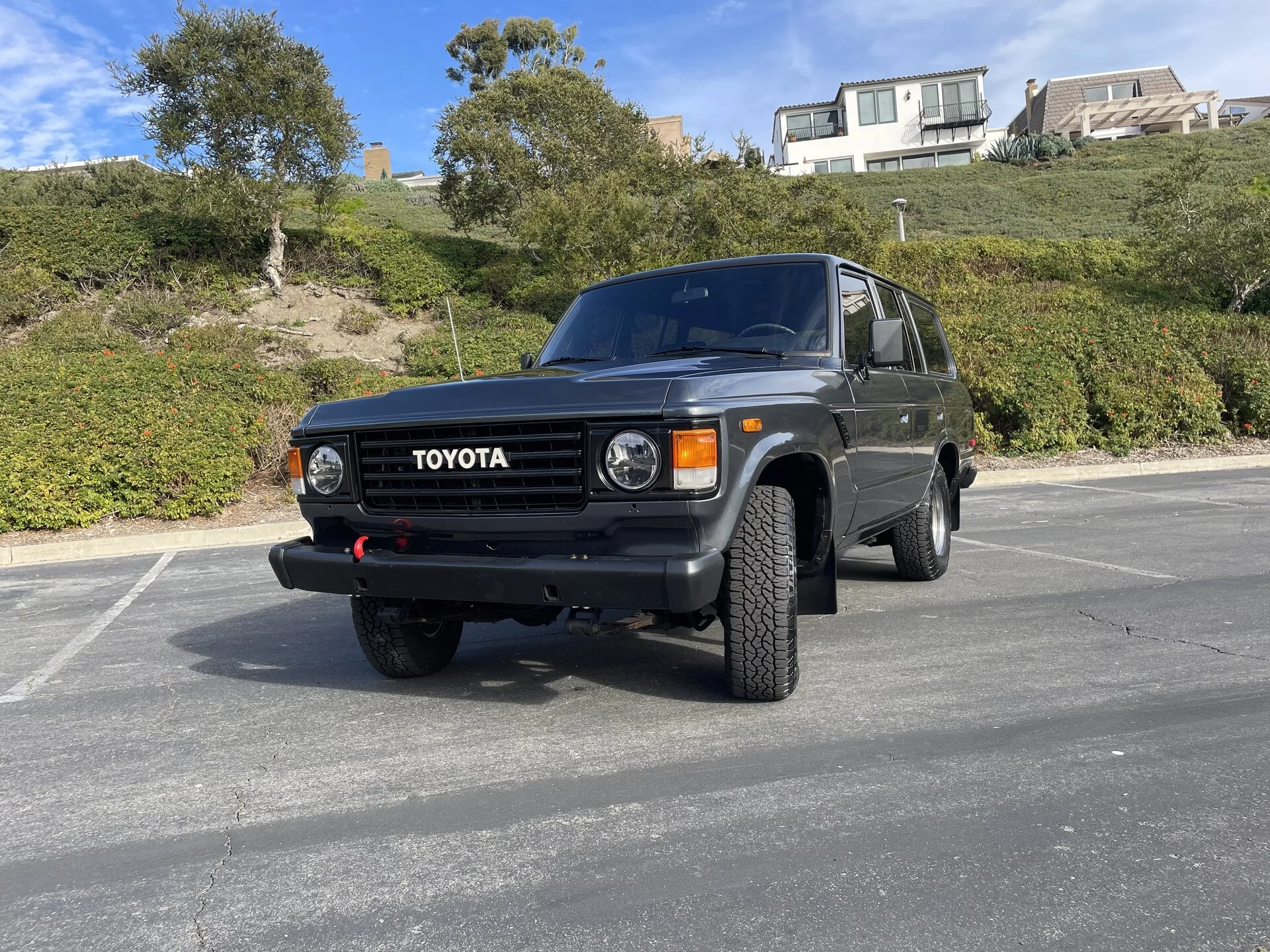 Dana Point: CA- 1986 Toyota Land Cruiser fj60
