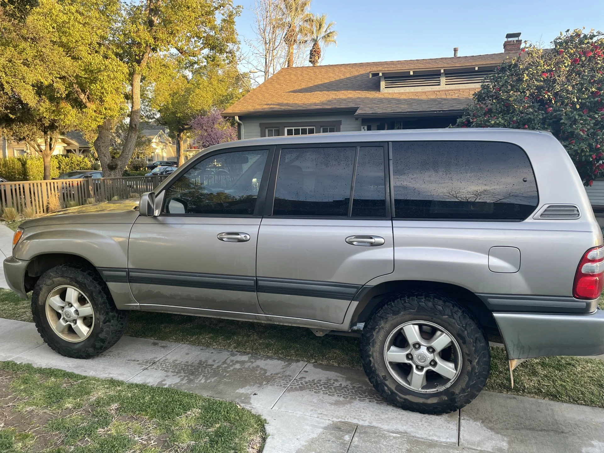 Los Angeles 2004 Toyota LC 100