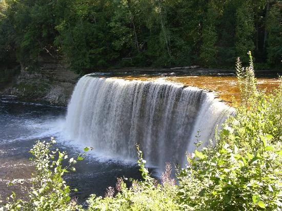 the-upper-falls.webp