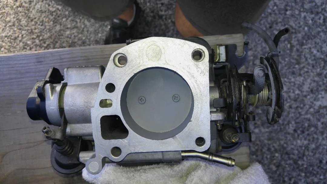 Throttle body 2.jpg