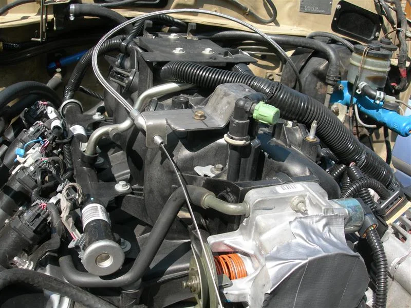 throttle cable bracket (Medium).webp