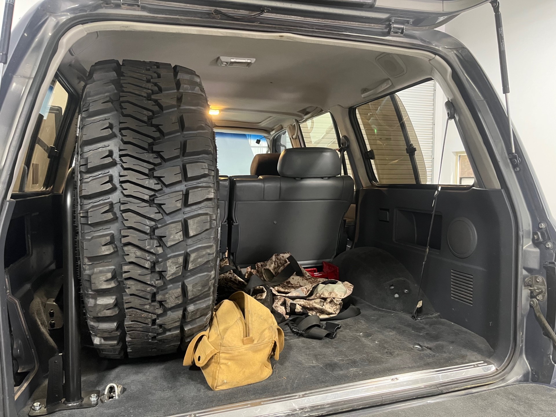 Tire carrier.jpeg