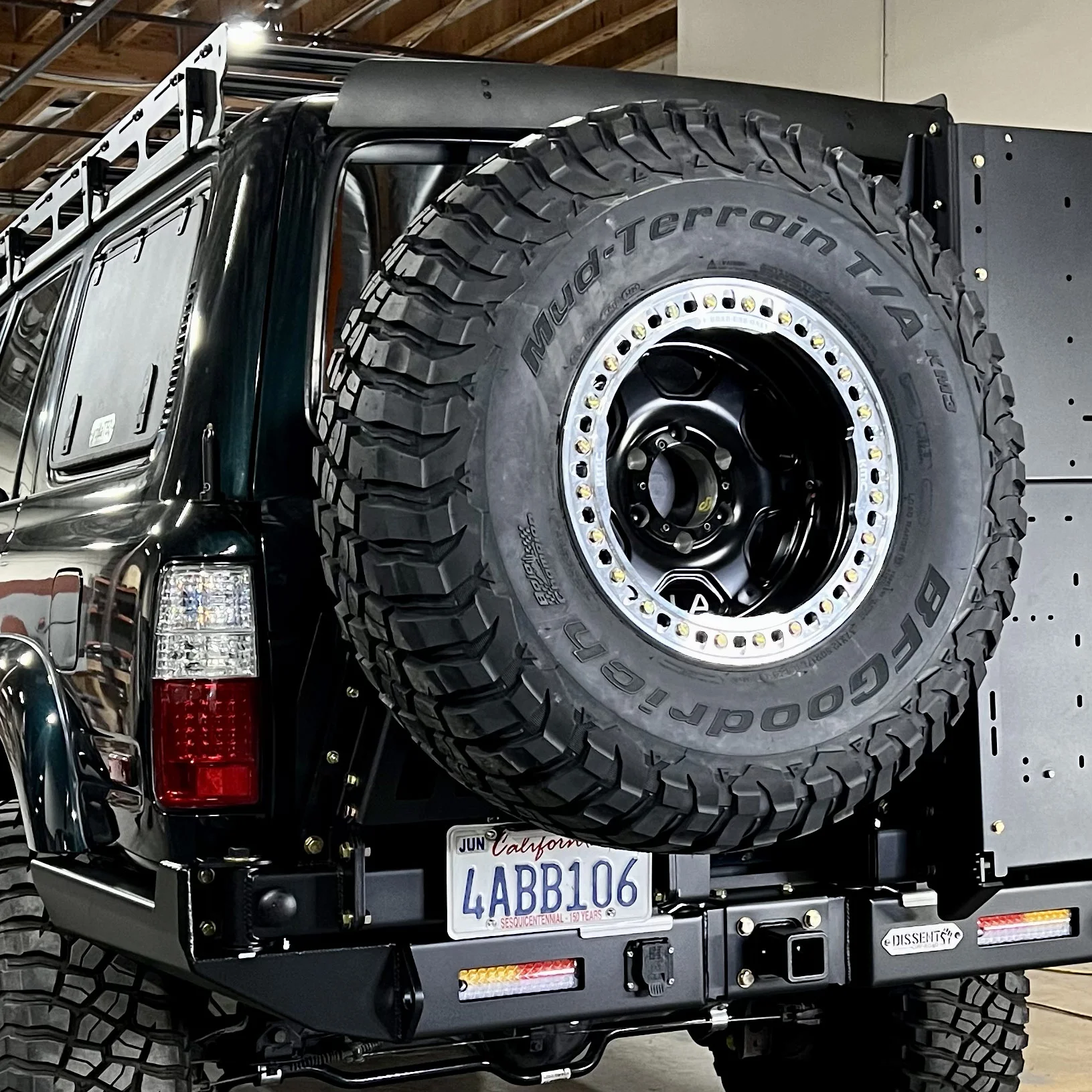 tire-carrier02.webp