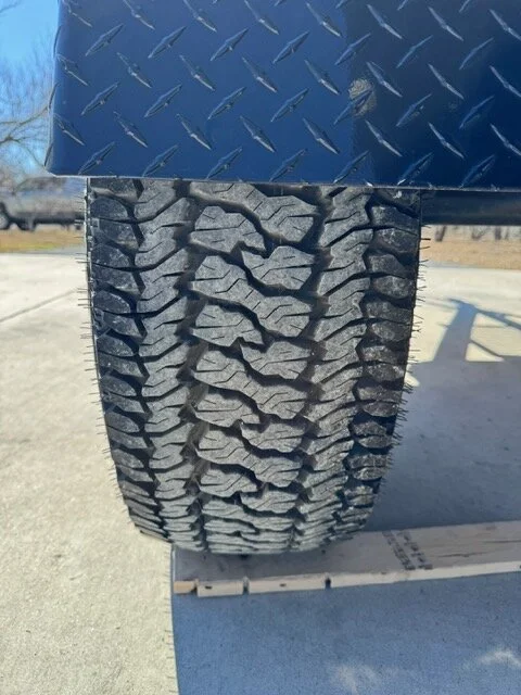 tire tread.webp