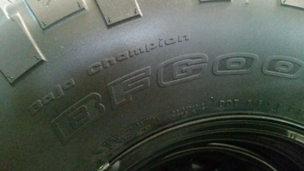 tires side wall baja champion.webp