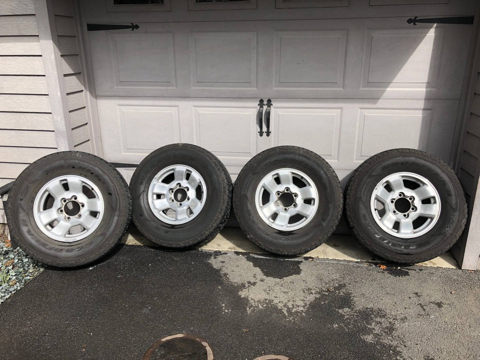 Tires1.webp