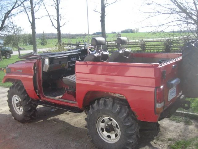 todds truck 006.webp