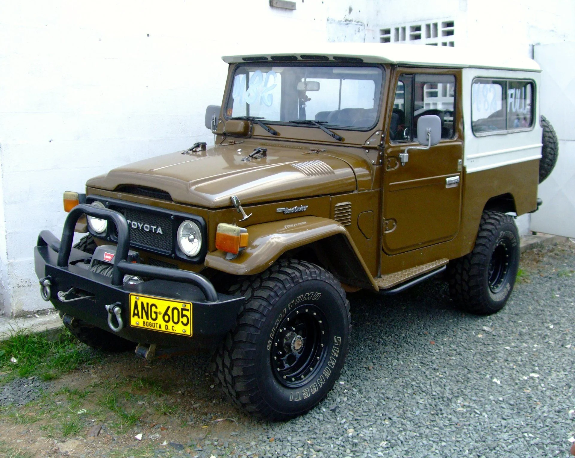 TOYO FJ40 1.JPG