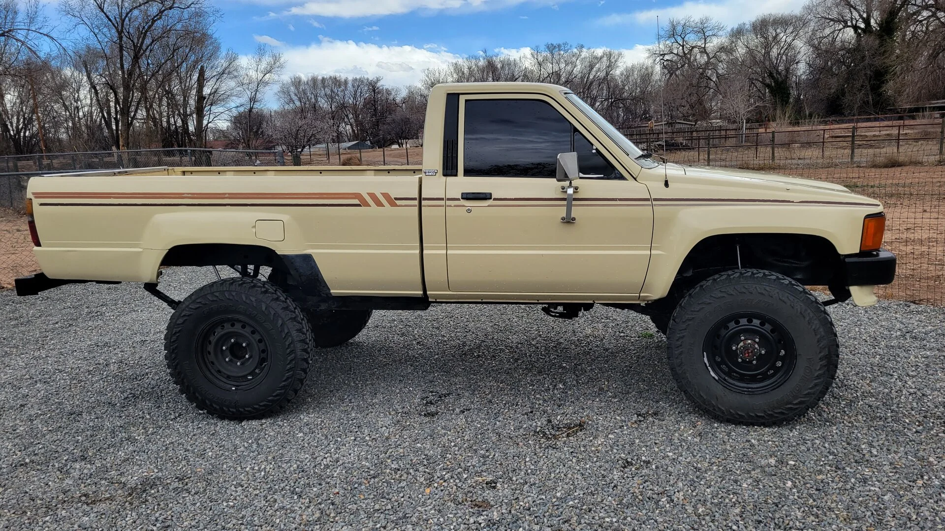 1985 toyota 2024 pickup body parts