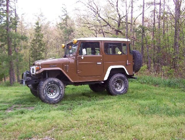 Toyota  FJ 40 002.webp