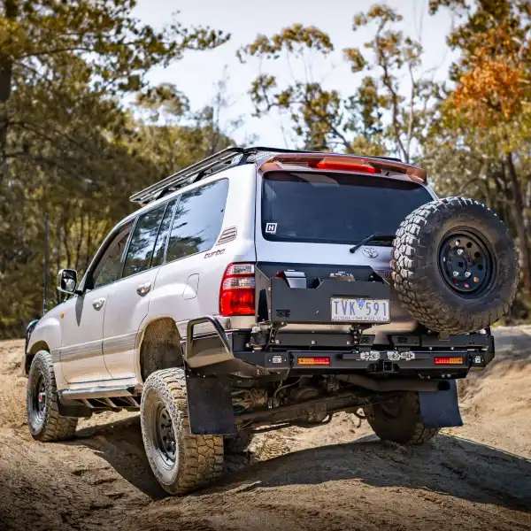 Toyota-Landcruiser-100-Series-Tow-Bar-Rear-Bar_-19.webp