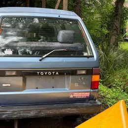 Toyota_Van_2.webp