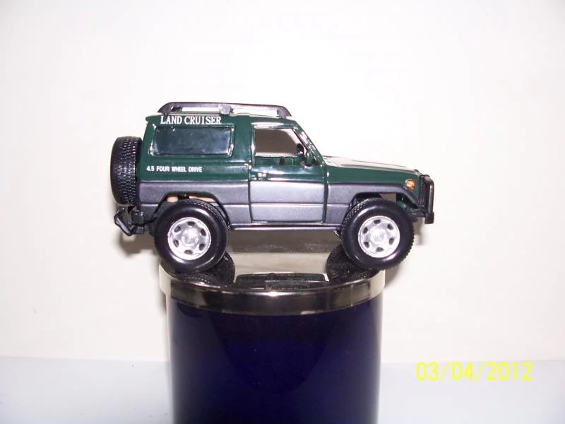 TOYS 002.webp