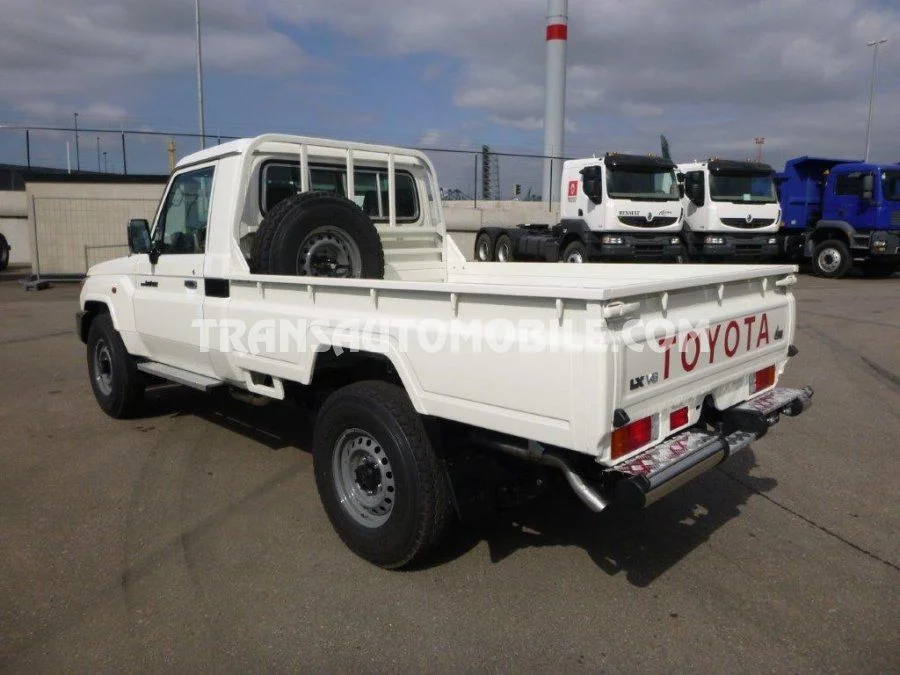 transautomobile-toyota-land-cruiser-vdj-79-45l-td-2150-710409.webp