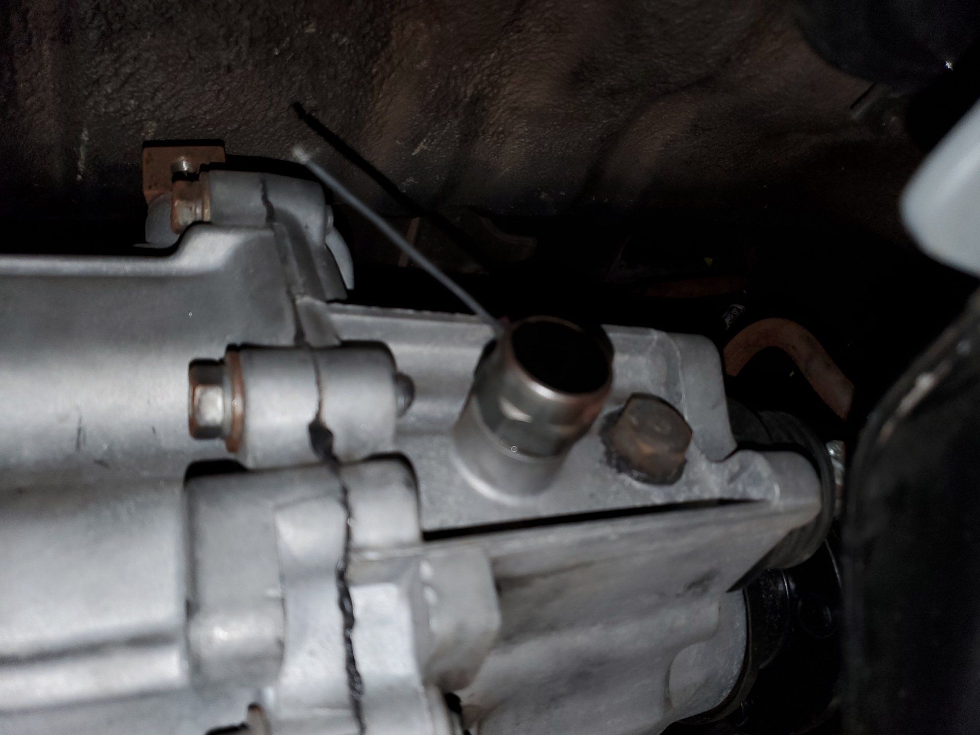 transfer case sensor.jpg