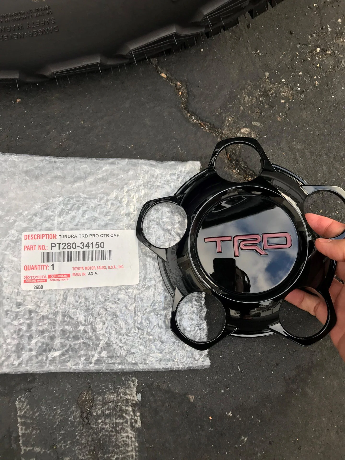trd hub cover 1.webp