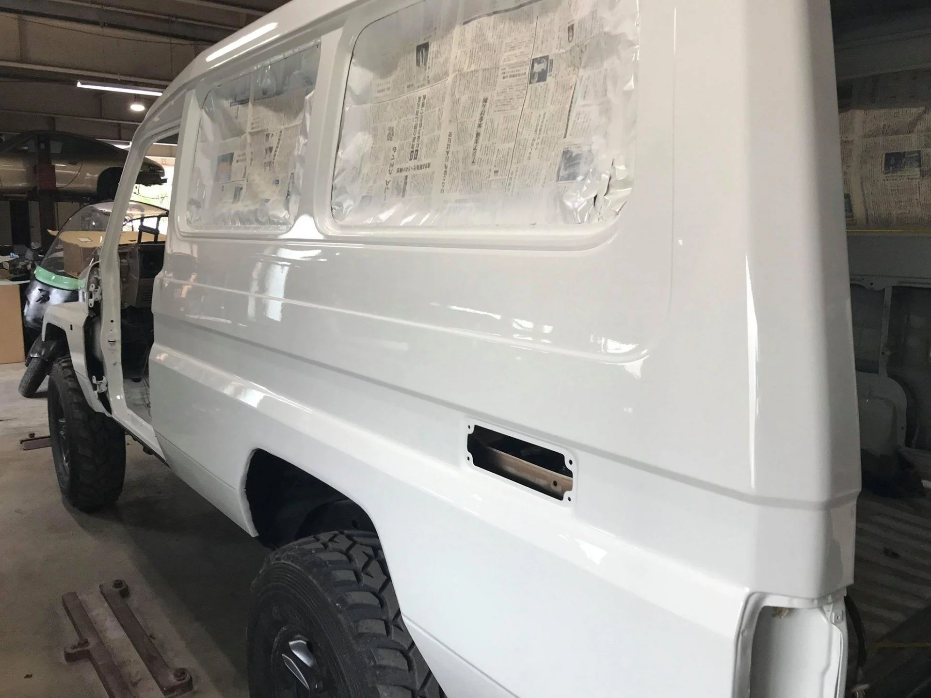 troopy-paint6.webp
