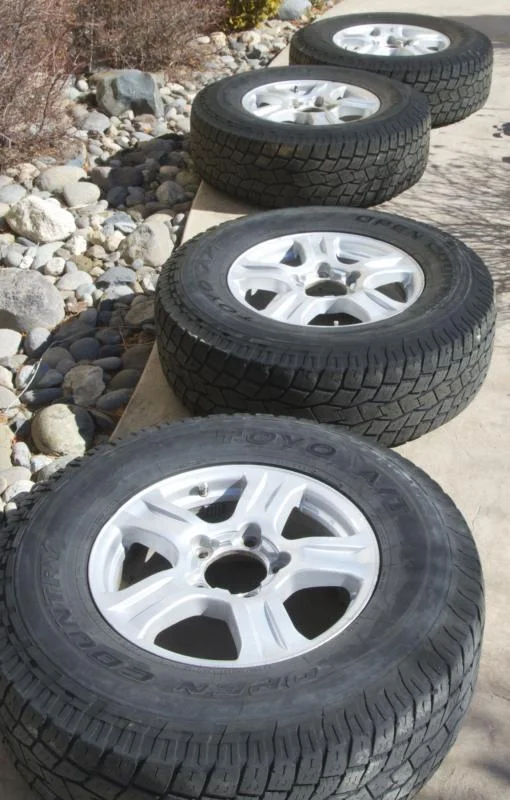 Tundra Toyo Wheels Tires 1.webp