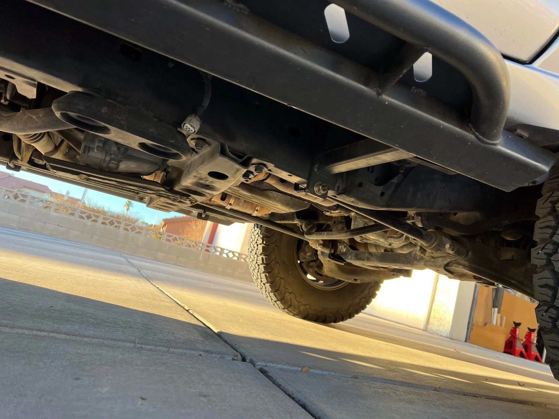 Undercarriage center.jpg