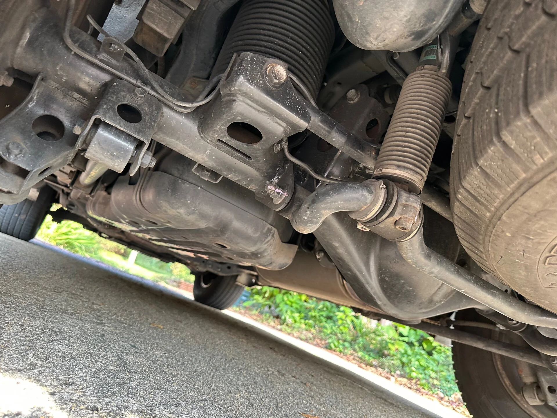 undercarriage2.jpeg