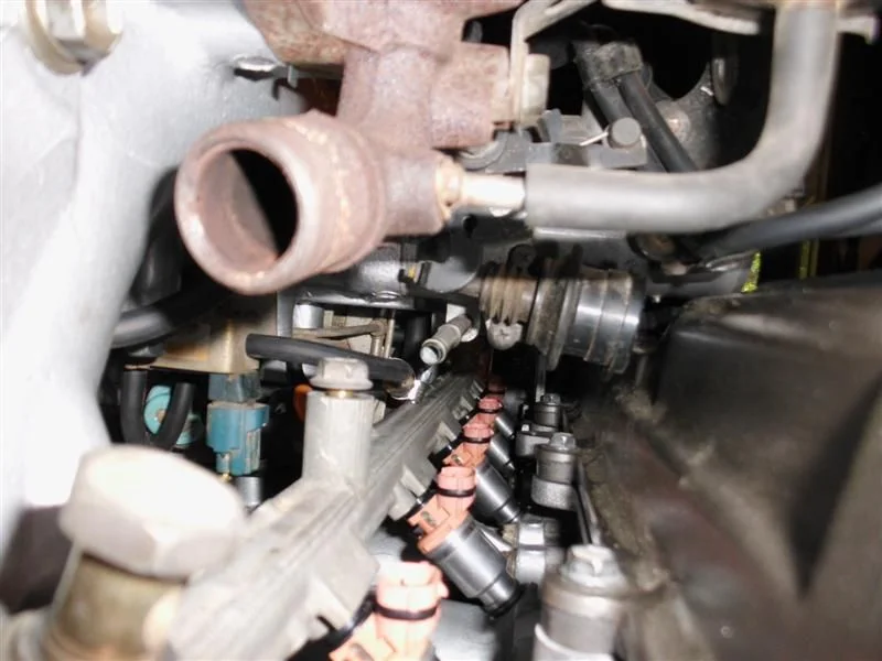 upper intake & throttle body hoses 004 (Medium).webp