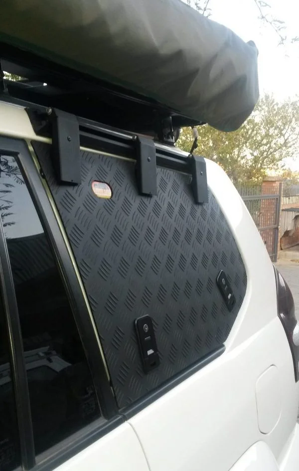 V106-Prado120-Gullwings-3.webp
