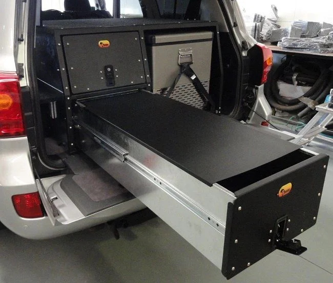 V127-LC200-Combo-drawer-system-2.webp