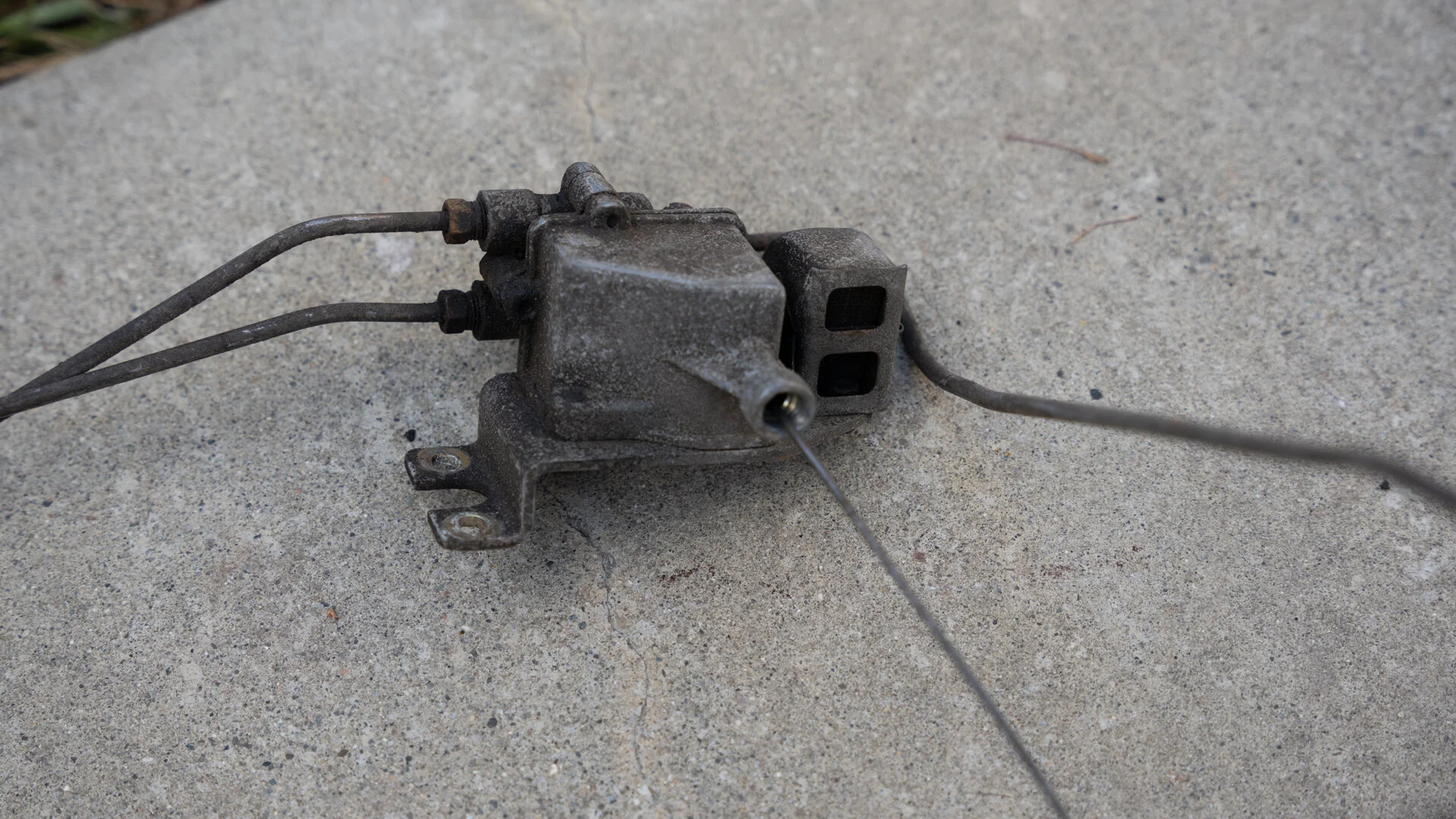 Vac Switch Assembly (2).webp
