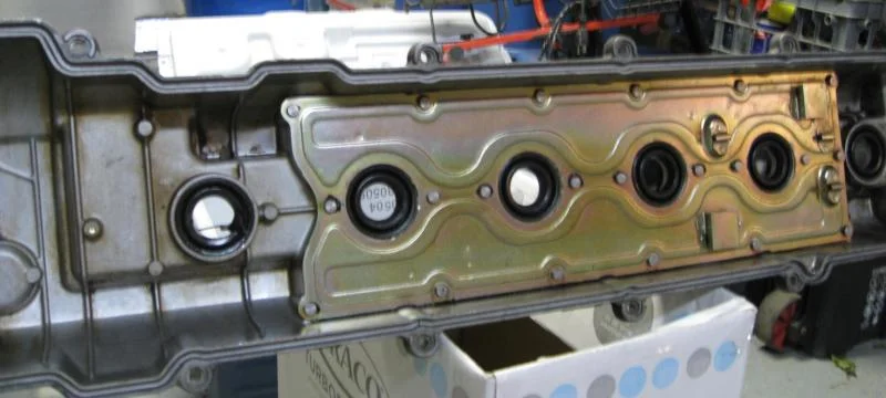 valve-cover2.webp