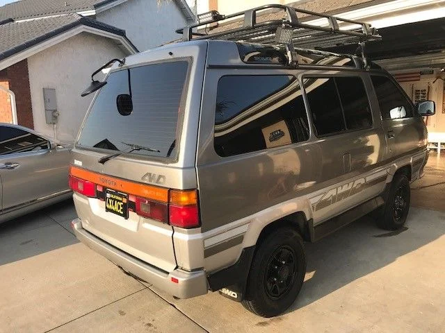 van 3.webp