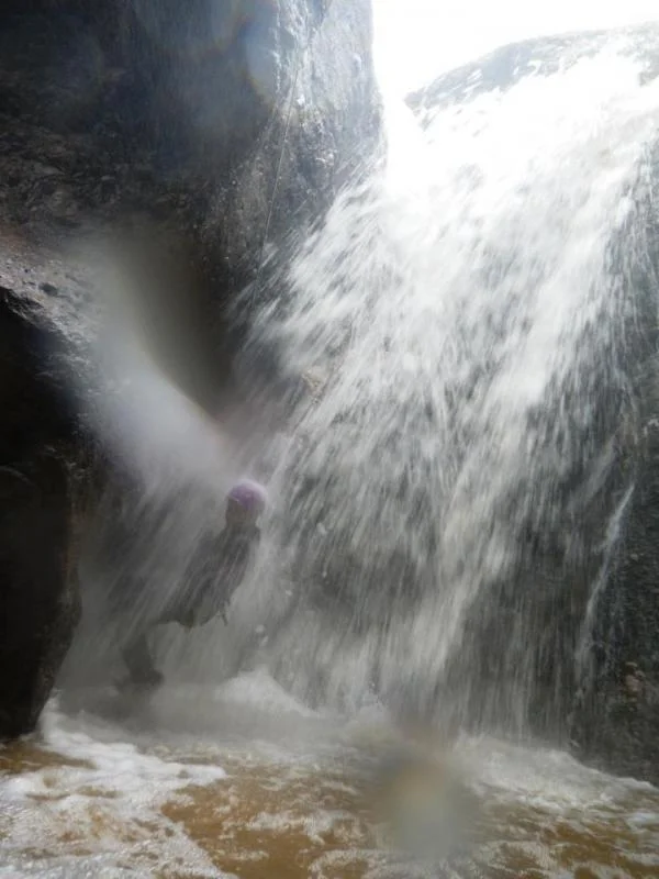 waterfall rapel.webp
