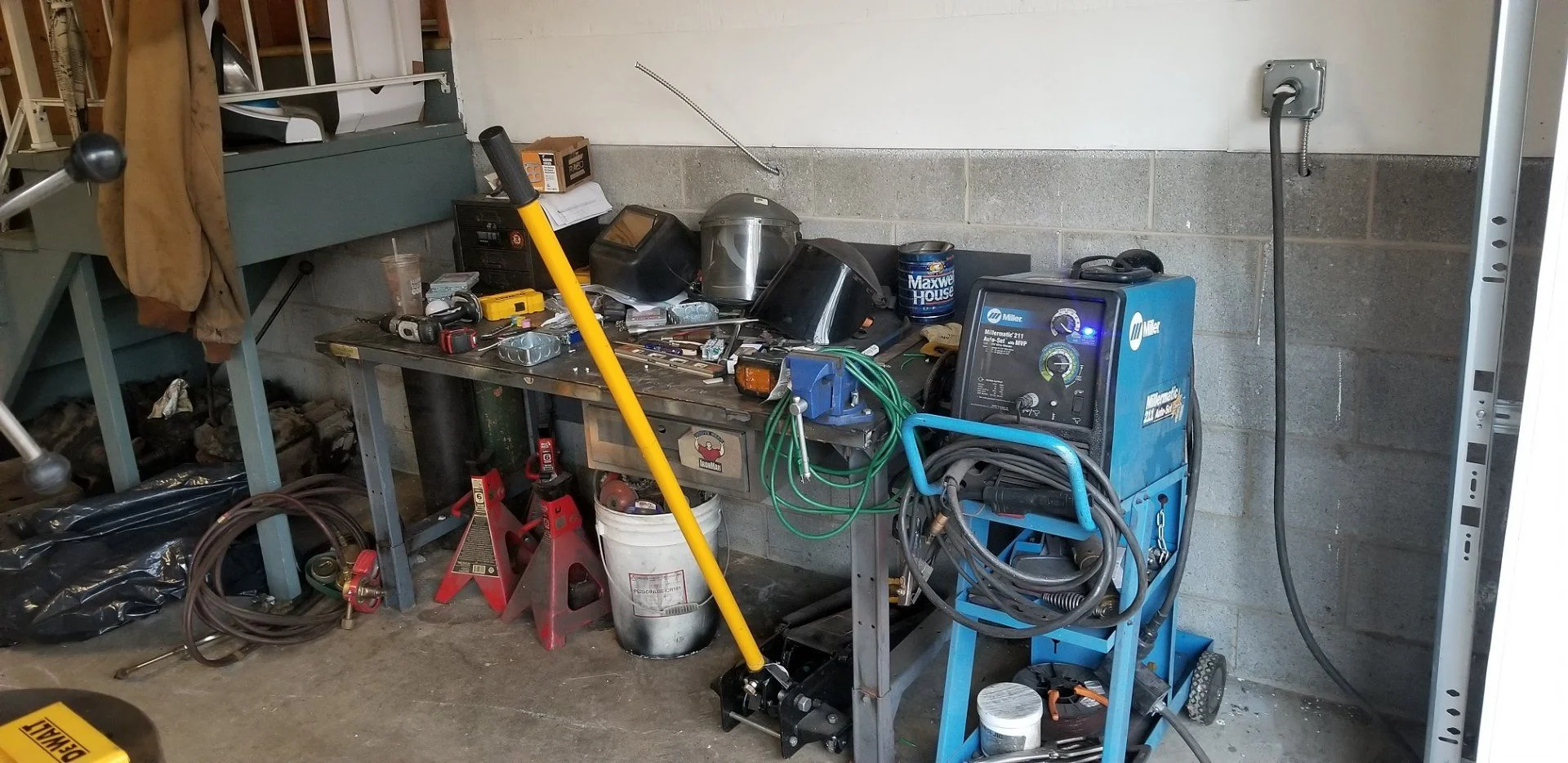 welder220v.webp