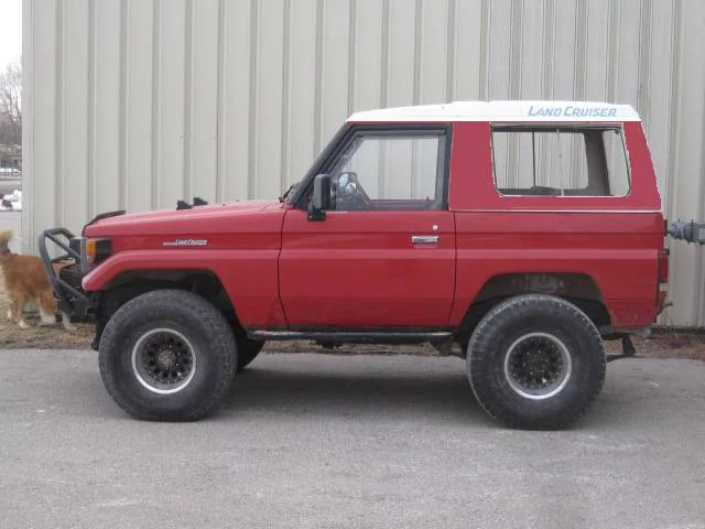 wheeling 002 half color.webp