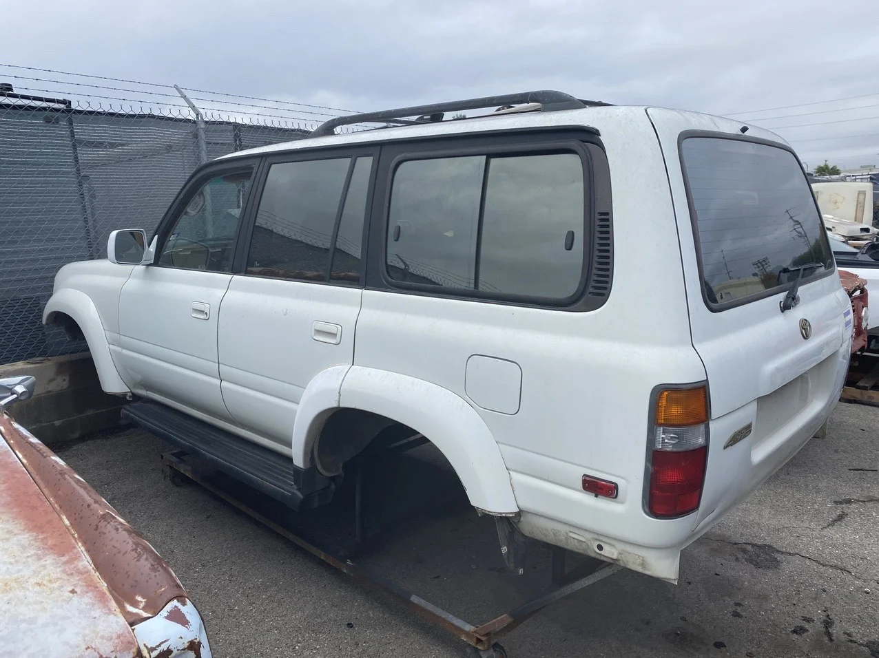 white 80 body 5.webp