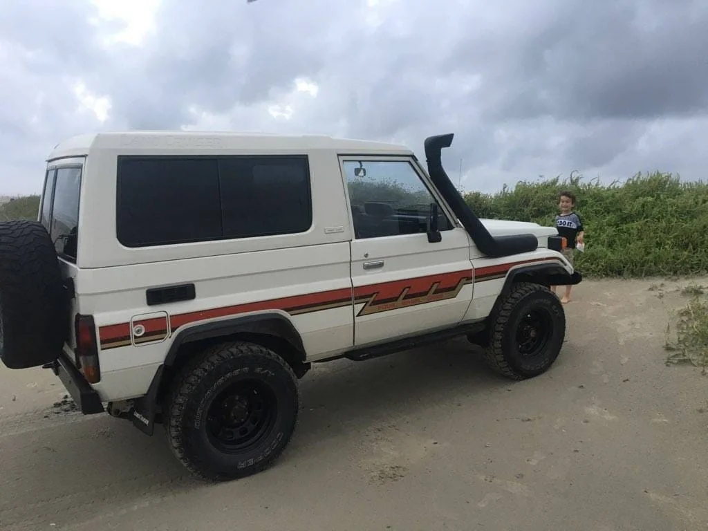 White Land Cruiser 6.webp